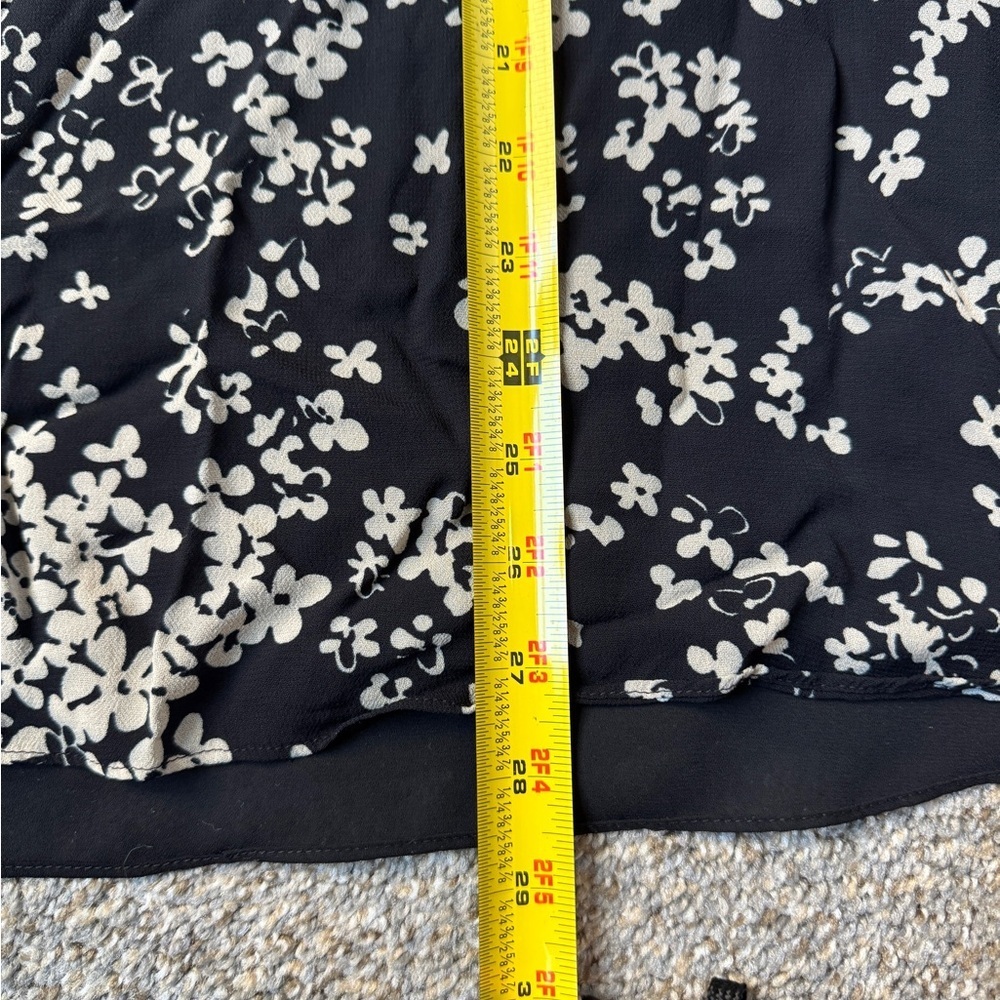 Talbots Black and White Floral Blouse and Skirt Set - Picture 8 of 9